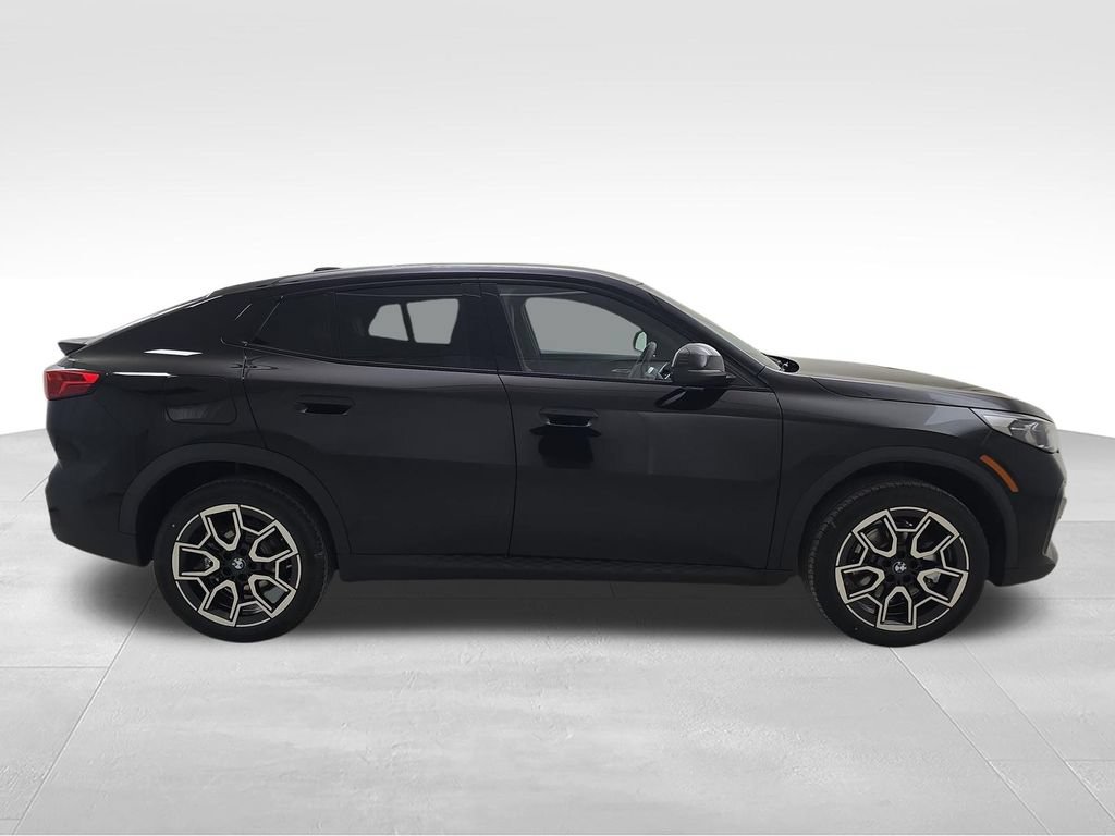New 2026 BMW X2 xDrive28i w/ Convenience Package AWD/4WD image 11