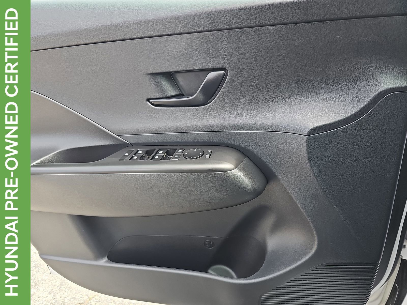 Certified 2024 Hyundai Kona SEL FWD image 30