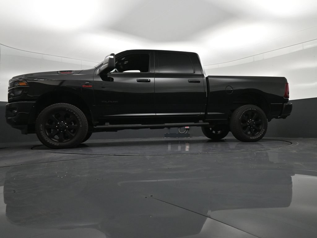Used 2025 RAM 2500 Big Horn AWD/4WD image 31