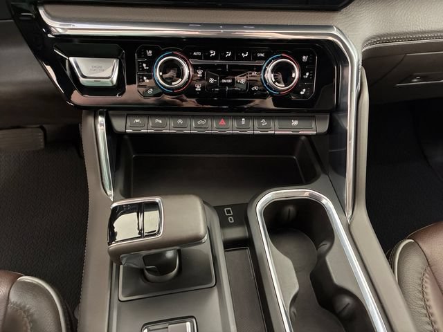 Used 2024 GMC Sierra 1500 Denali AWD/4WD image 21