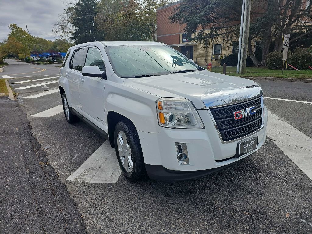 Used 2014 GMC Terrain SLE image 3