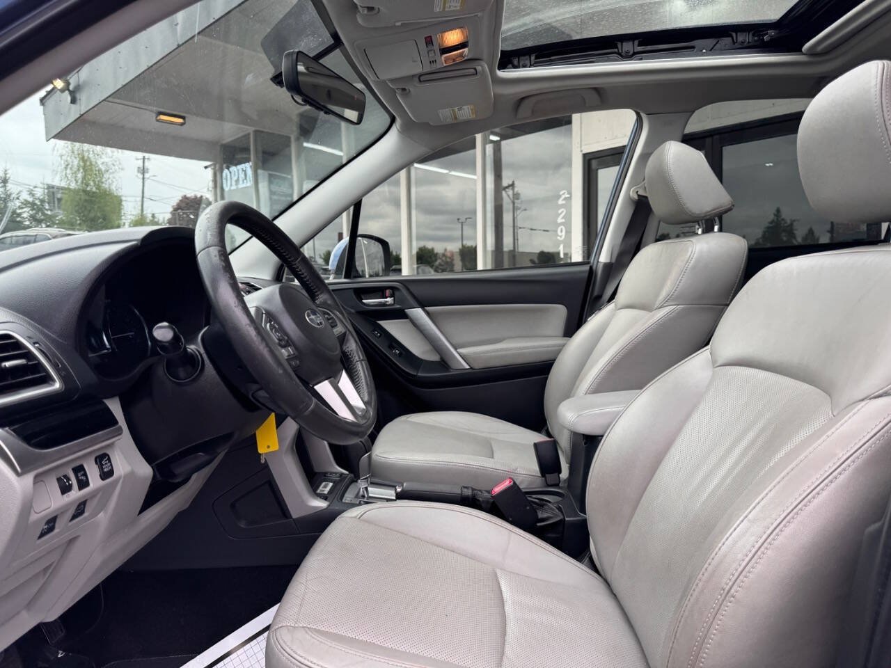 Used 2017 Subaru Forester 2.5i Limited w/ Protection Package #2 AWD/4WD image 28