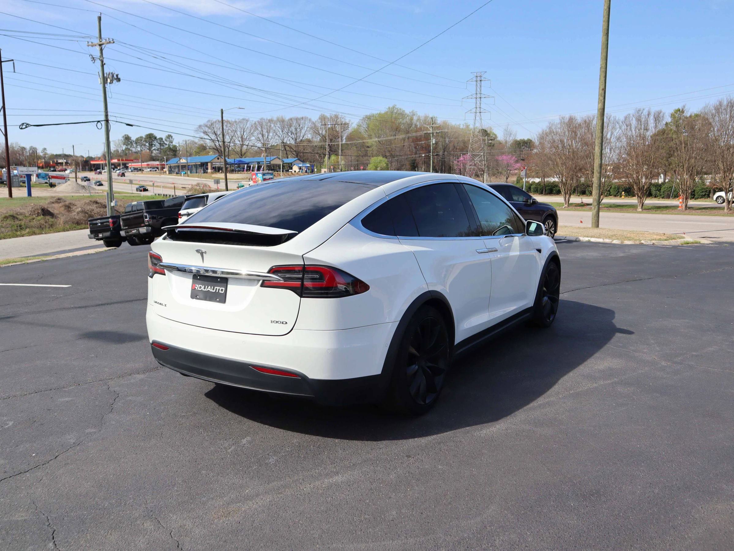 Used 2018 Tesla Model X 100D image 13