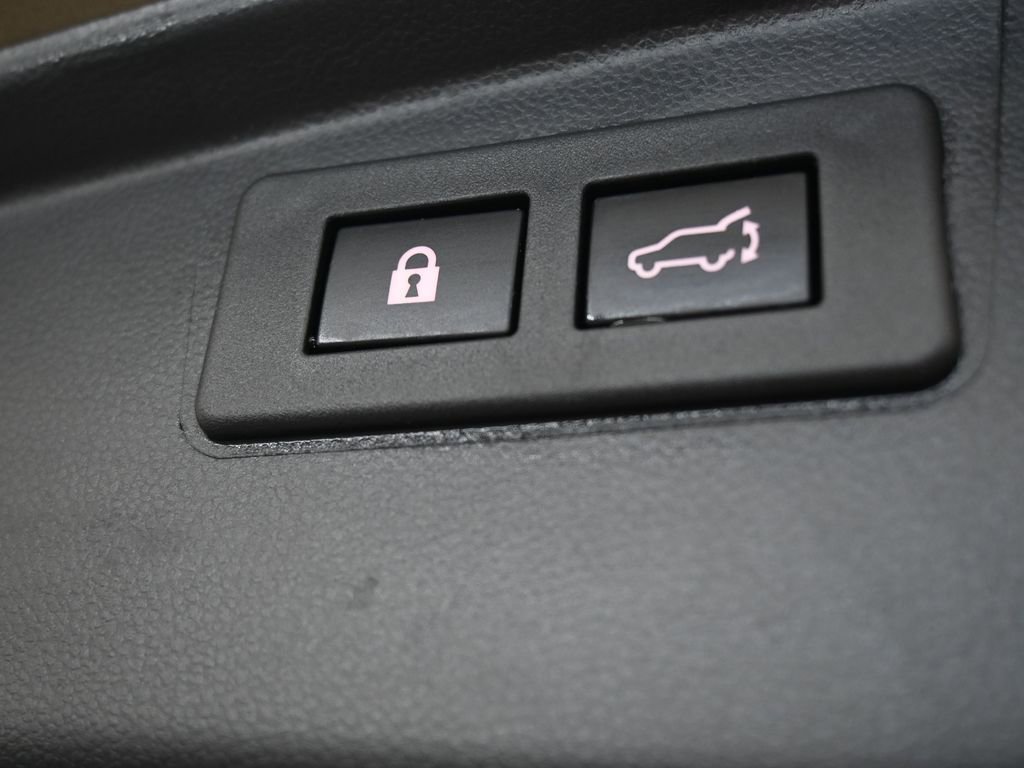 Used 2021 Subaru Outback Premium image 38