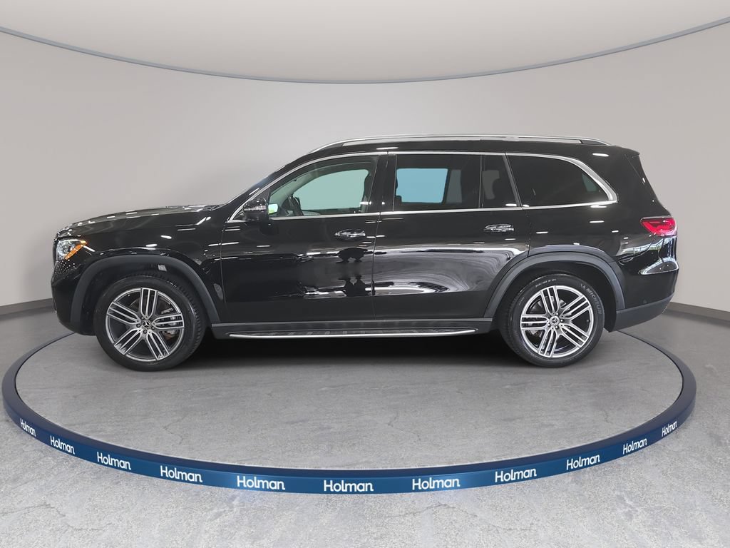 Used 2024 Mercedes-Benz GLS 450 4MATIC image 9