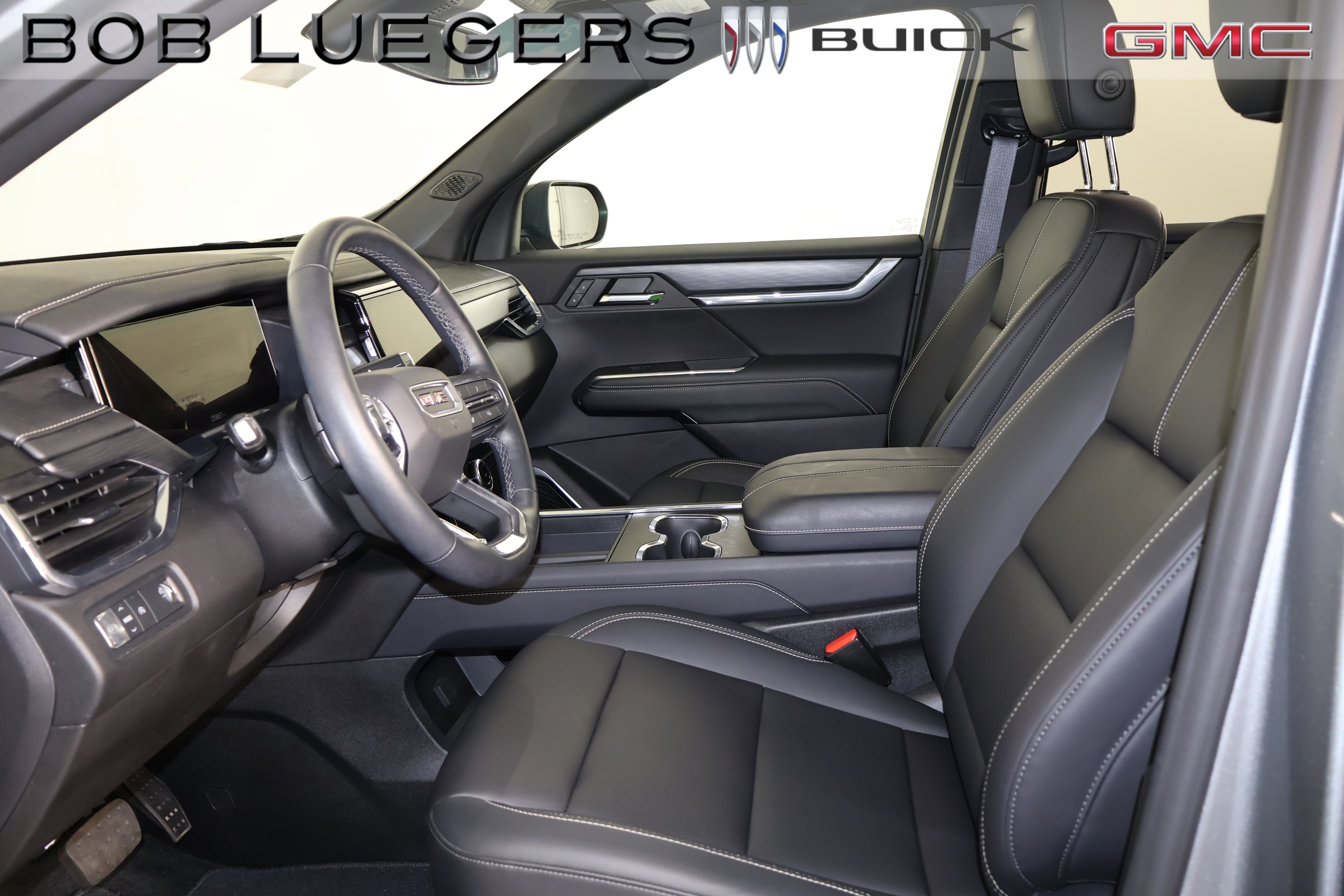 Certified 2024 GMC Acadia Elevation w/ Luxury Package FWD image 8