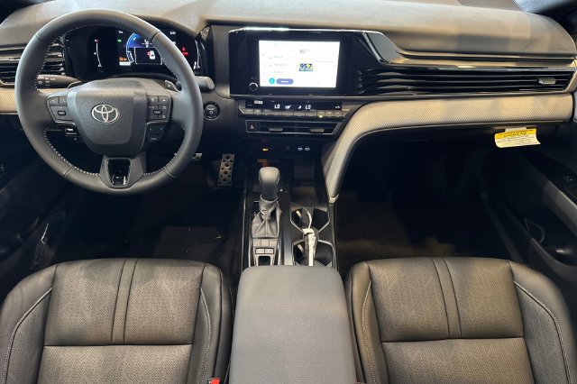 Used 2026 Toyota Camry SE w/ Convenience Package FWD image 17