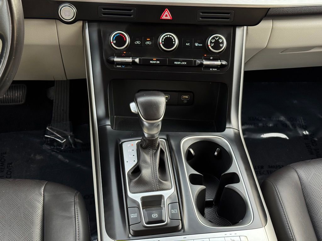 Used 2024 Kia Carnival LX image 22