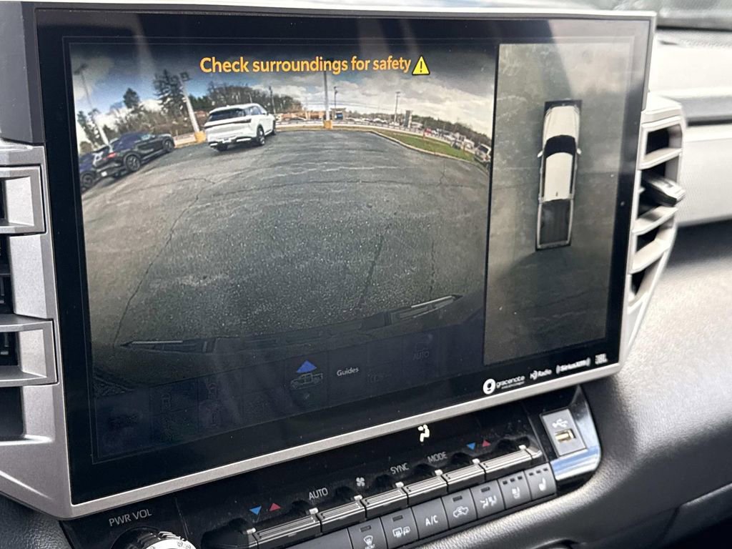 Used 2022 Toyota Tundra Limited w/ TRD Off-Road Package image 4