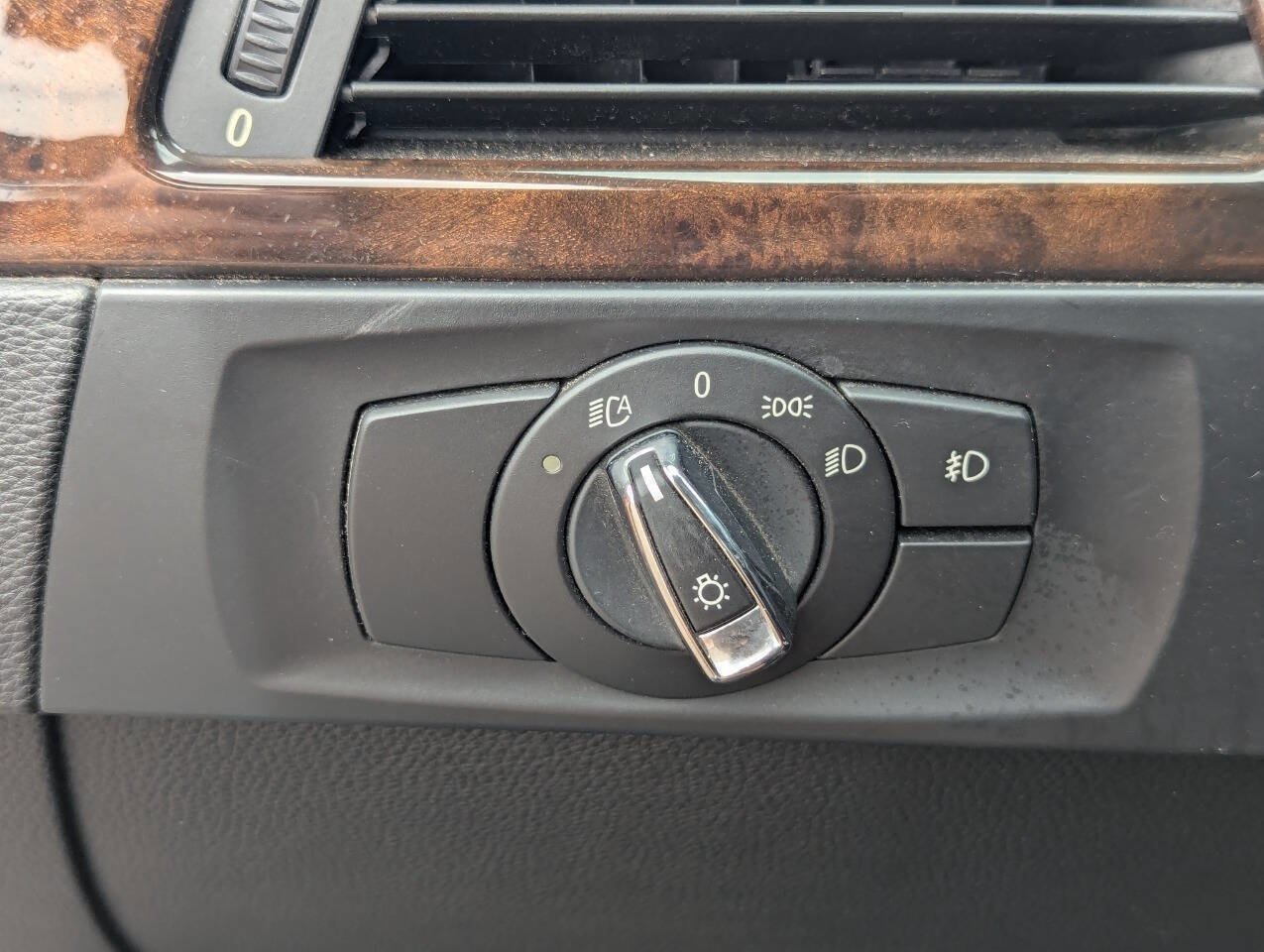 Used 2010 BMW 335i Coupe image 21