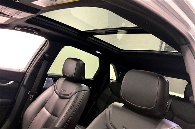 Used 2023 Cadillac XT5 Premium Luxury image 37