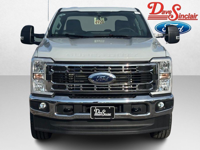 New 2026 Ford F250 XLT w/ FX4 Off-Road Package AWD/4WD image 2