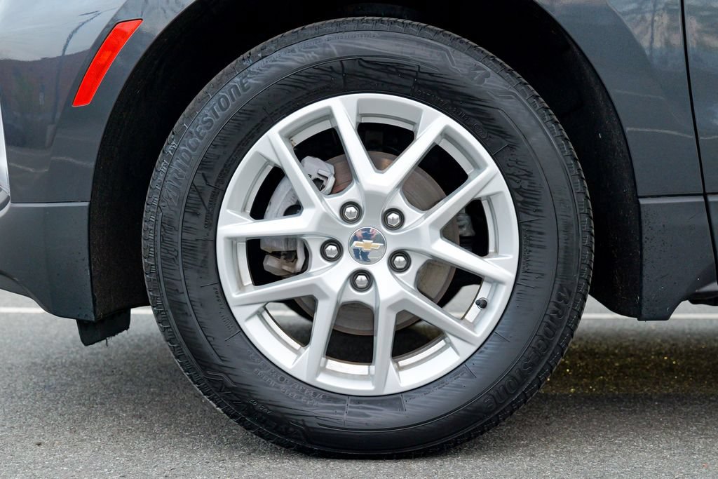 Used 2023 Chevrolet Equinox LT AWD/4WD image 15