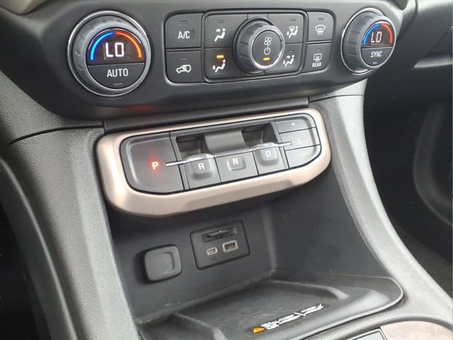 Used 2023 GMC Acadia Denali w/ Black Diamond Edition image 19
