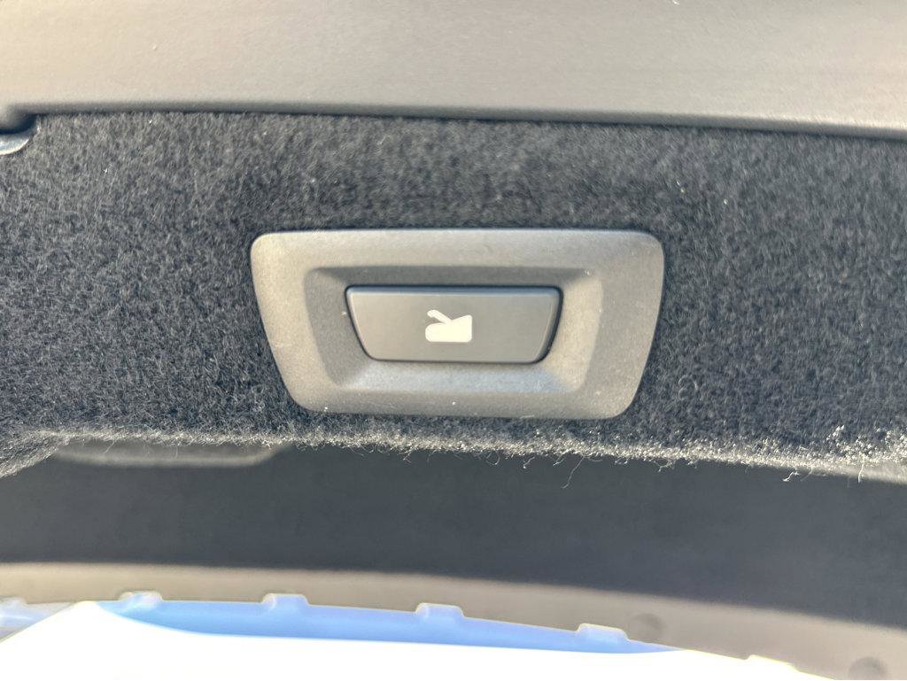 Used 2024 Lucid Air Touring image 37