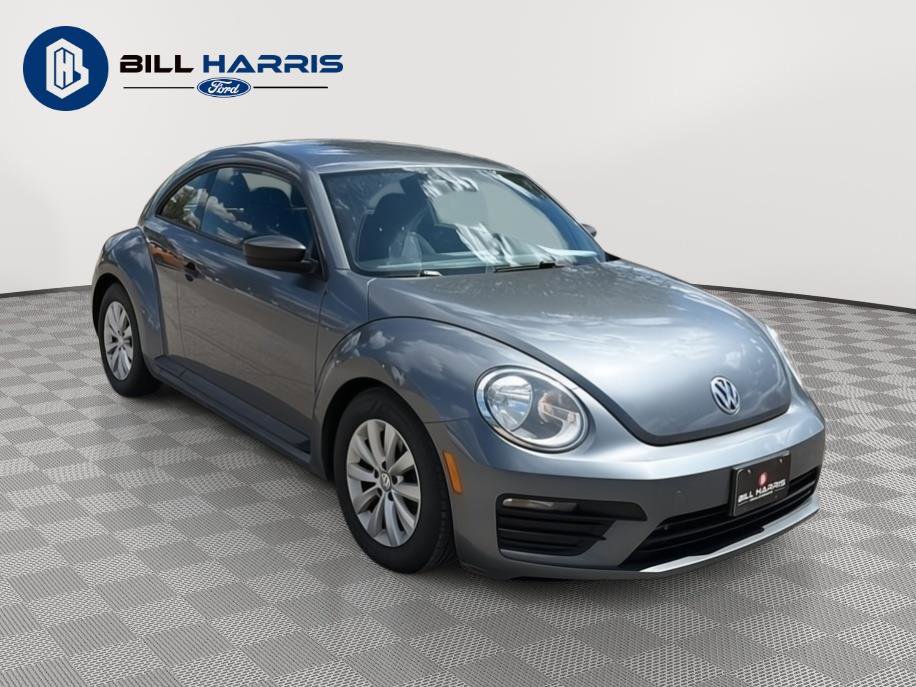 Used 2018 Volkswagen Beetle 2.0T S FWD image 3