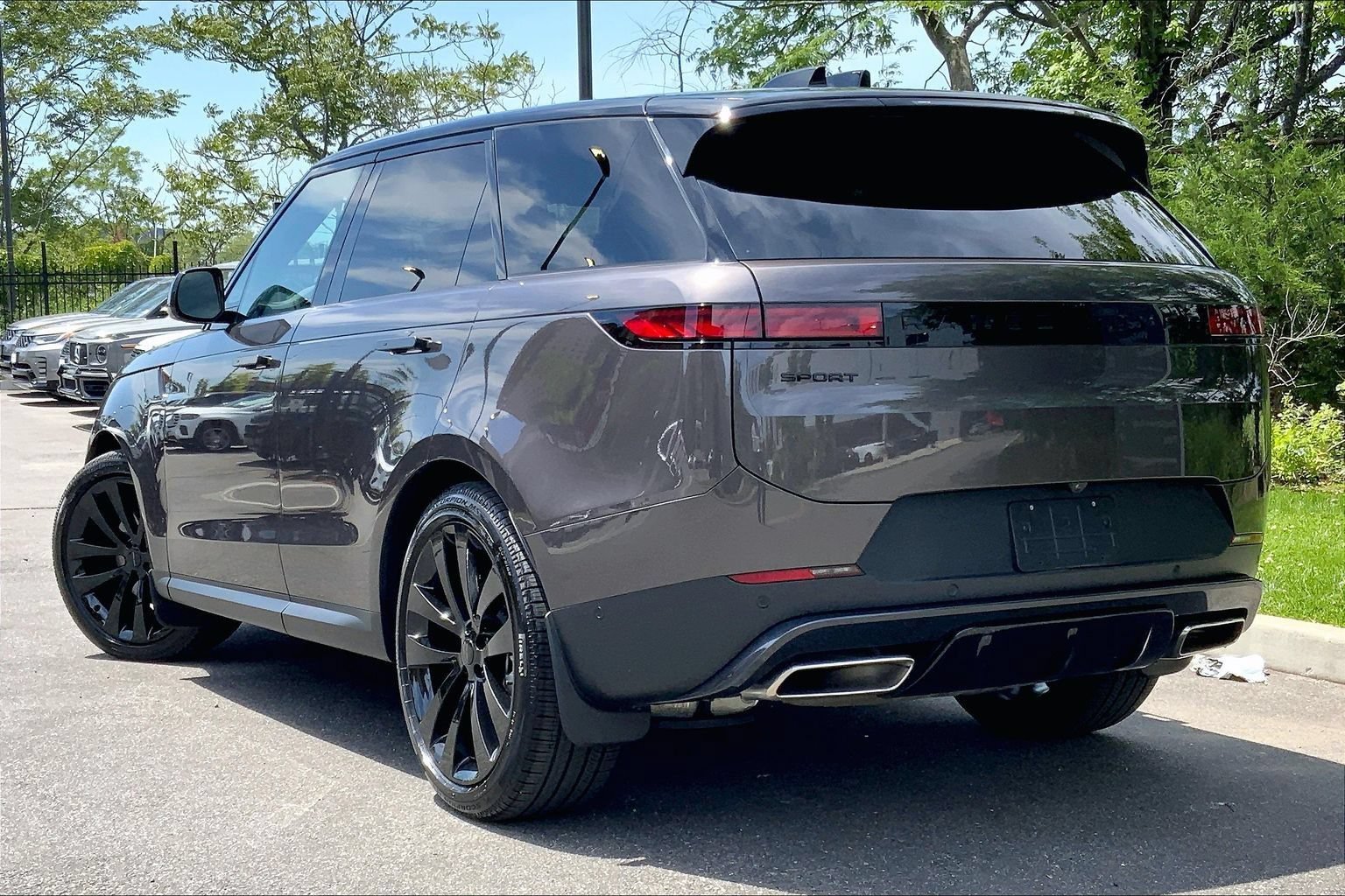 Certified 2026 Land Rover Range Rover Sport SE AWD/4WD image 11