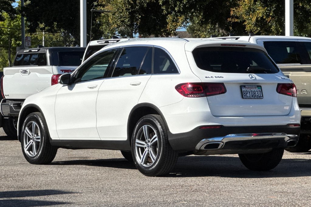Used 2020 Mercedes-Benz GLC 300 4MATIC image 5