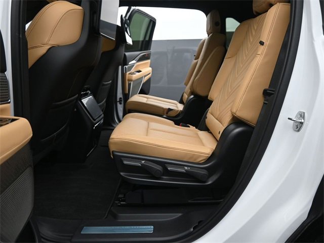 New 2025 Cadillac Escalade IQ Luxury 2 image 13