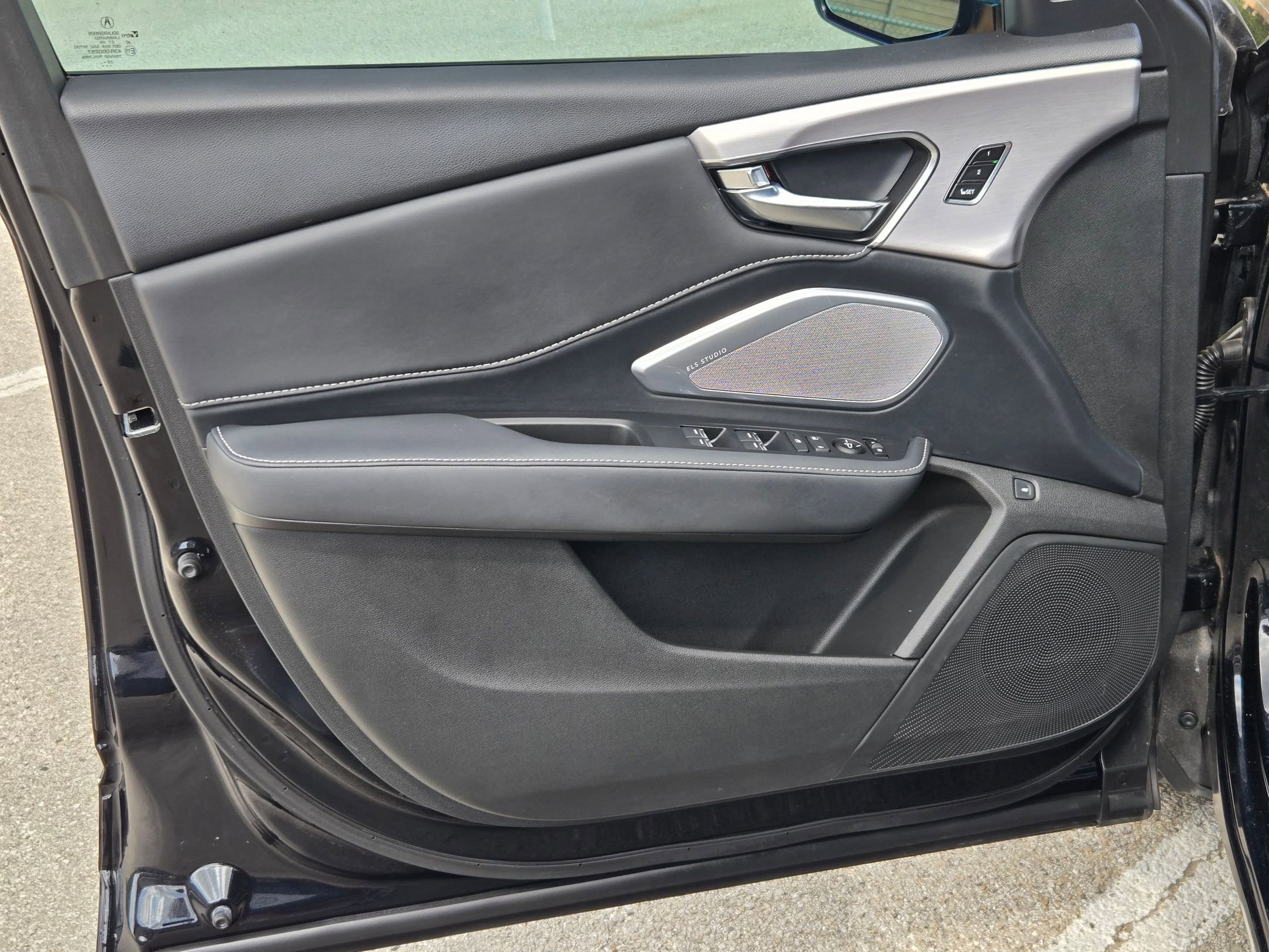 Certified 2023 Acura RDX FWD w/ Technology Package image 10