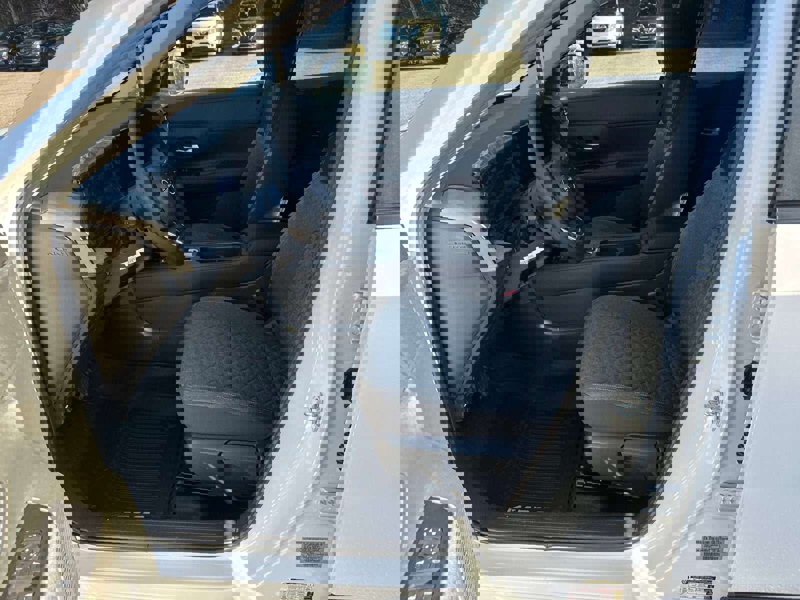 New 2026 Nissan Kicks SV image 9