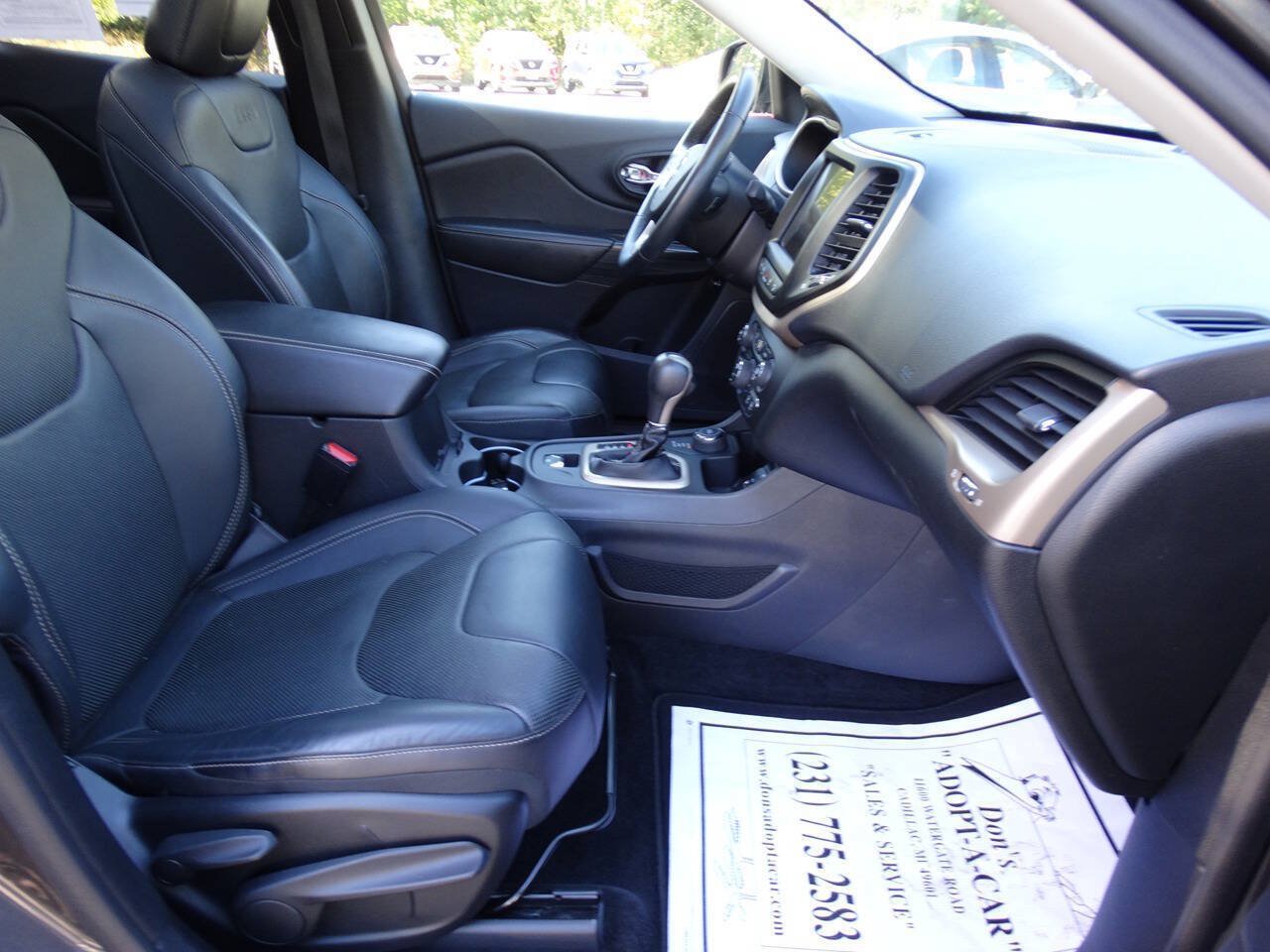 Used 2016 Jeep Cherokee 4WD Limited w/ Luxury Group w/ Luxury Group image 46