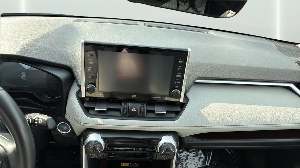 Used 2022 Toyota RAV4 Limited AWD/4WD image 18