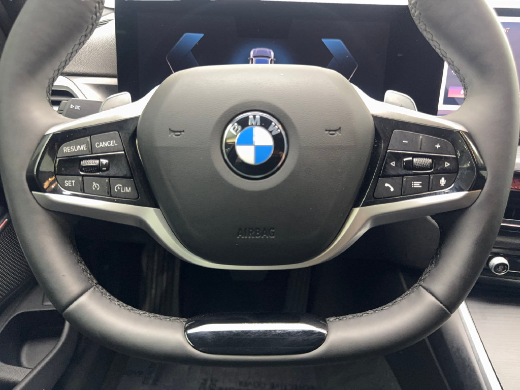 Used 2025 BMW 330i Sedan w/ Premium Package RWD image 59