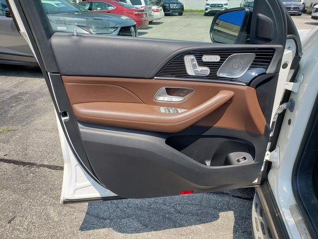 Used 2024 Mercedes-Benz GLS 450 4MATIC image 14