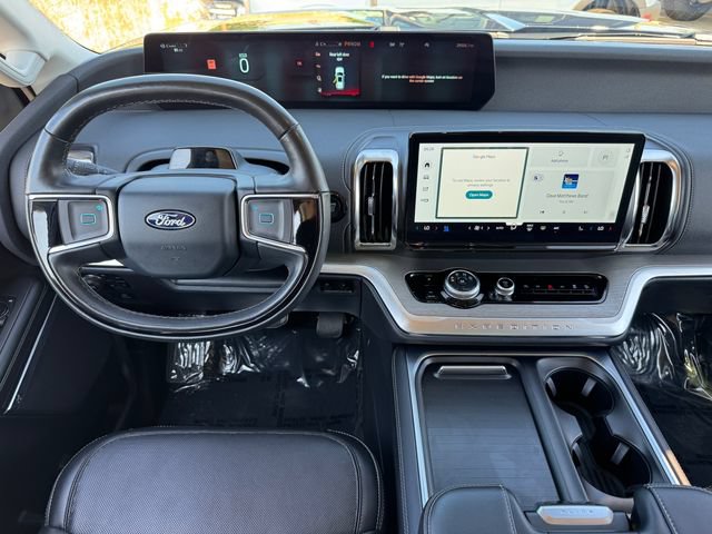 Used 2025 Ford Expedition Max Platinum AWD/4WD image 12