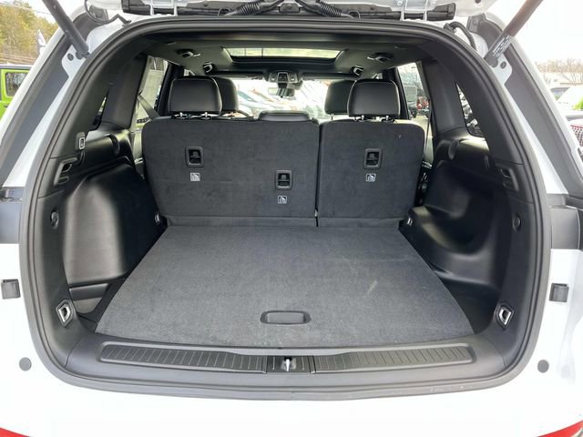 New 2025 Jeep Grand Cherokee Limited w/ Black Appearance Package AWD/4WD image 19