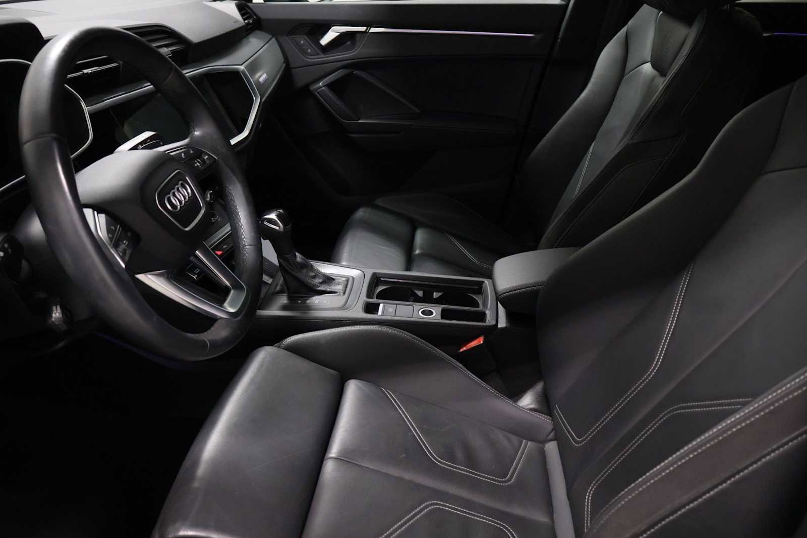 Used 2023 Audi Q3 2.0T Premium Plus w/ Premium Plus Package AWD/4WD image 5