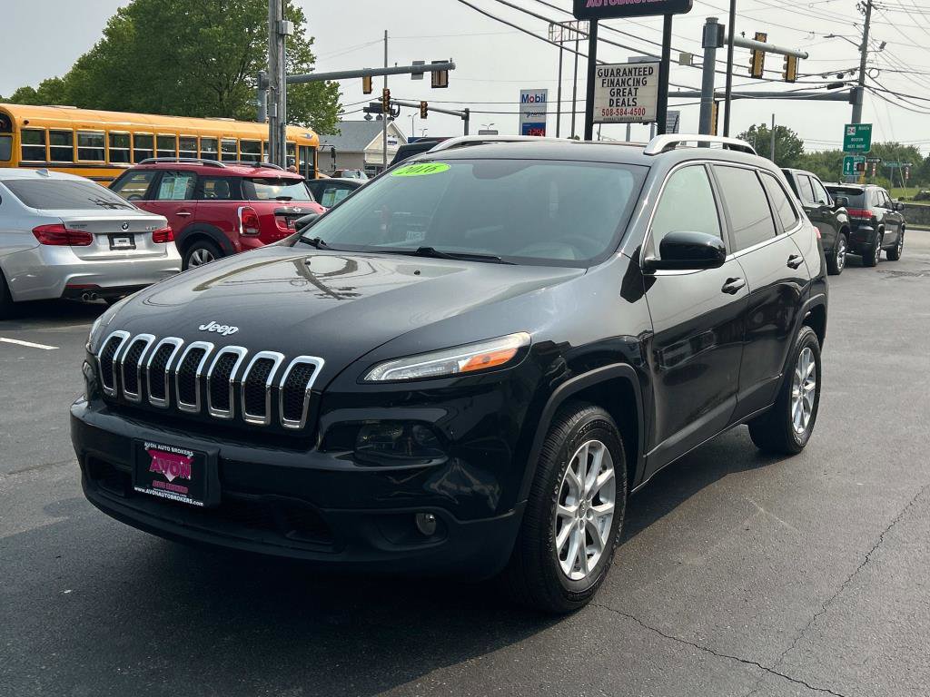 Used 2016 Jeep Cherokee Latitude image 6