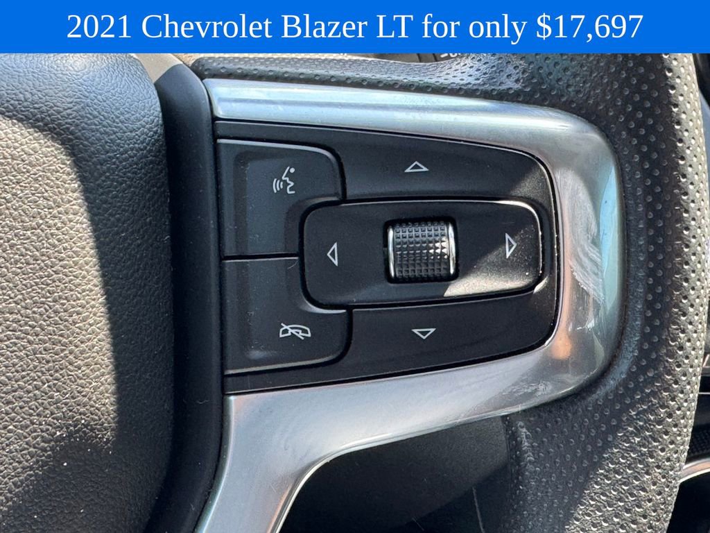 Used 2021 Chevrolet Blazer LT FWD image 19