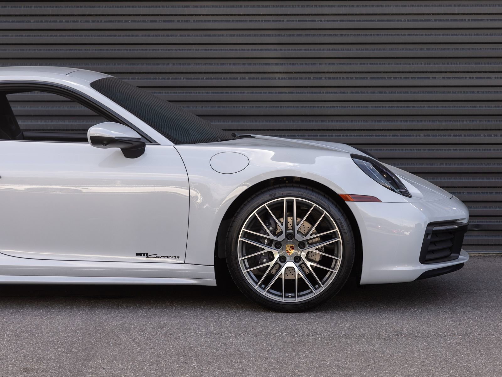 Certified 2024 Porsche 911 Carrera image 9