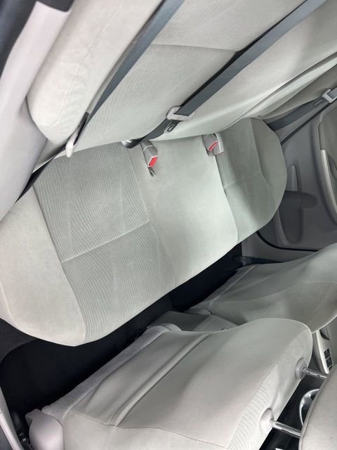 Used 2013 Toyota Corolla LE image 22