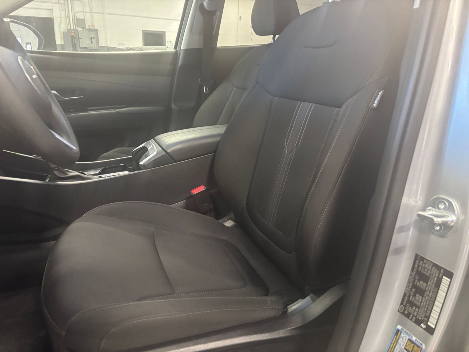 Used 2025 Hyundai Tucson SEL FWD image 38