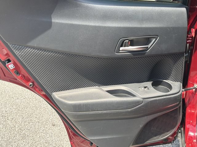 Used 2018 Toyota C-HR XLE FWD image 15