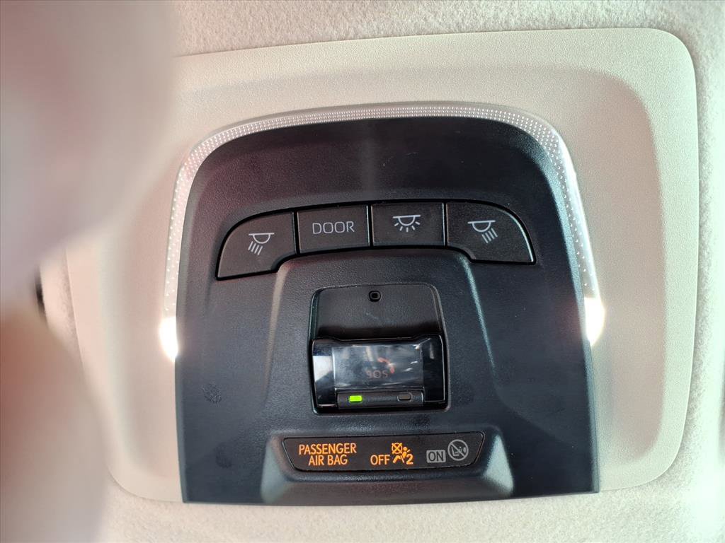 Used 2024 Toyota Corolla LE image 25