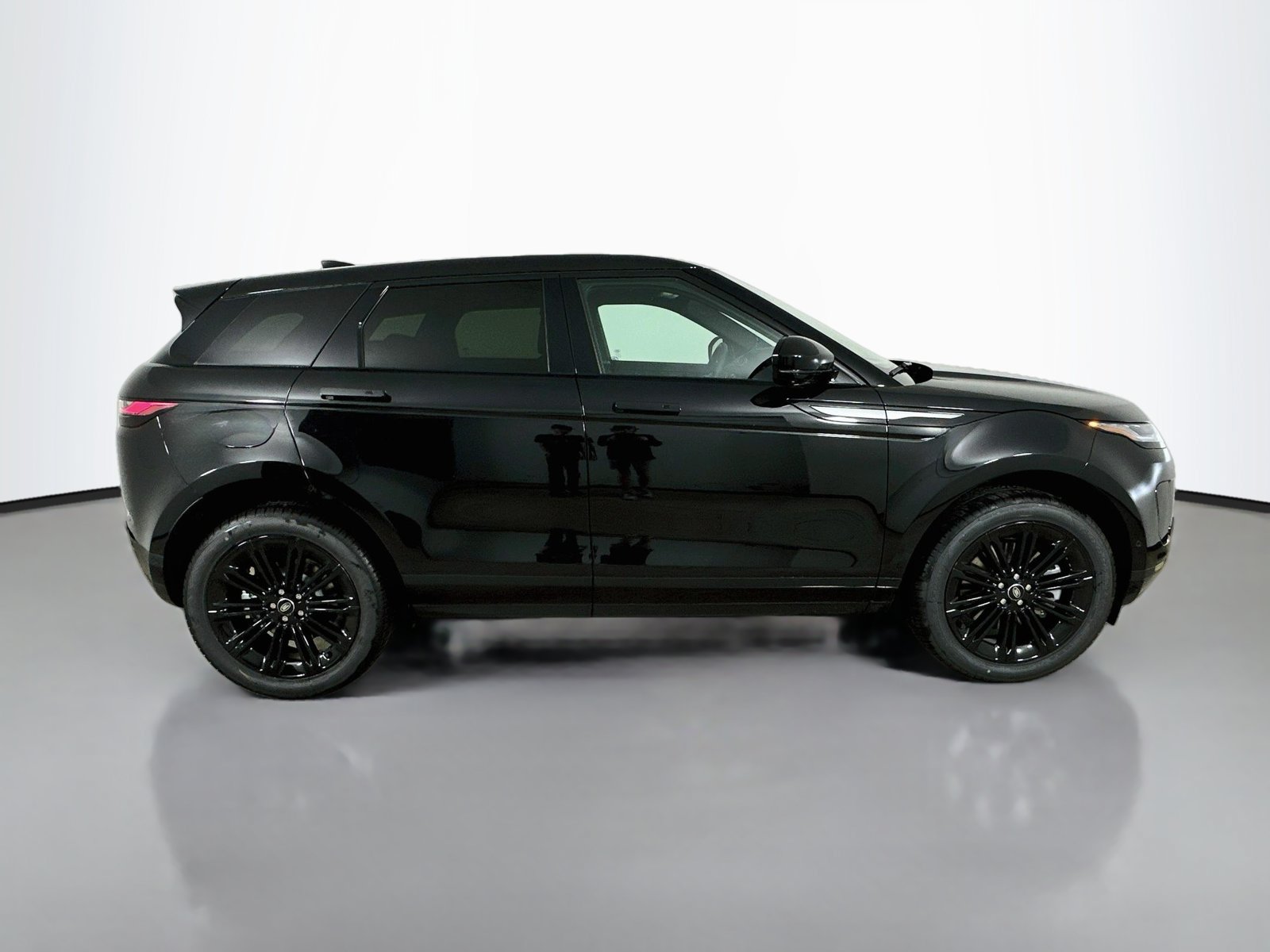 New 2026 Land Rover Range Rover Evoque S AWD/4WD image 4