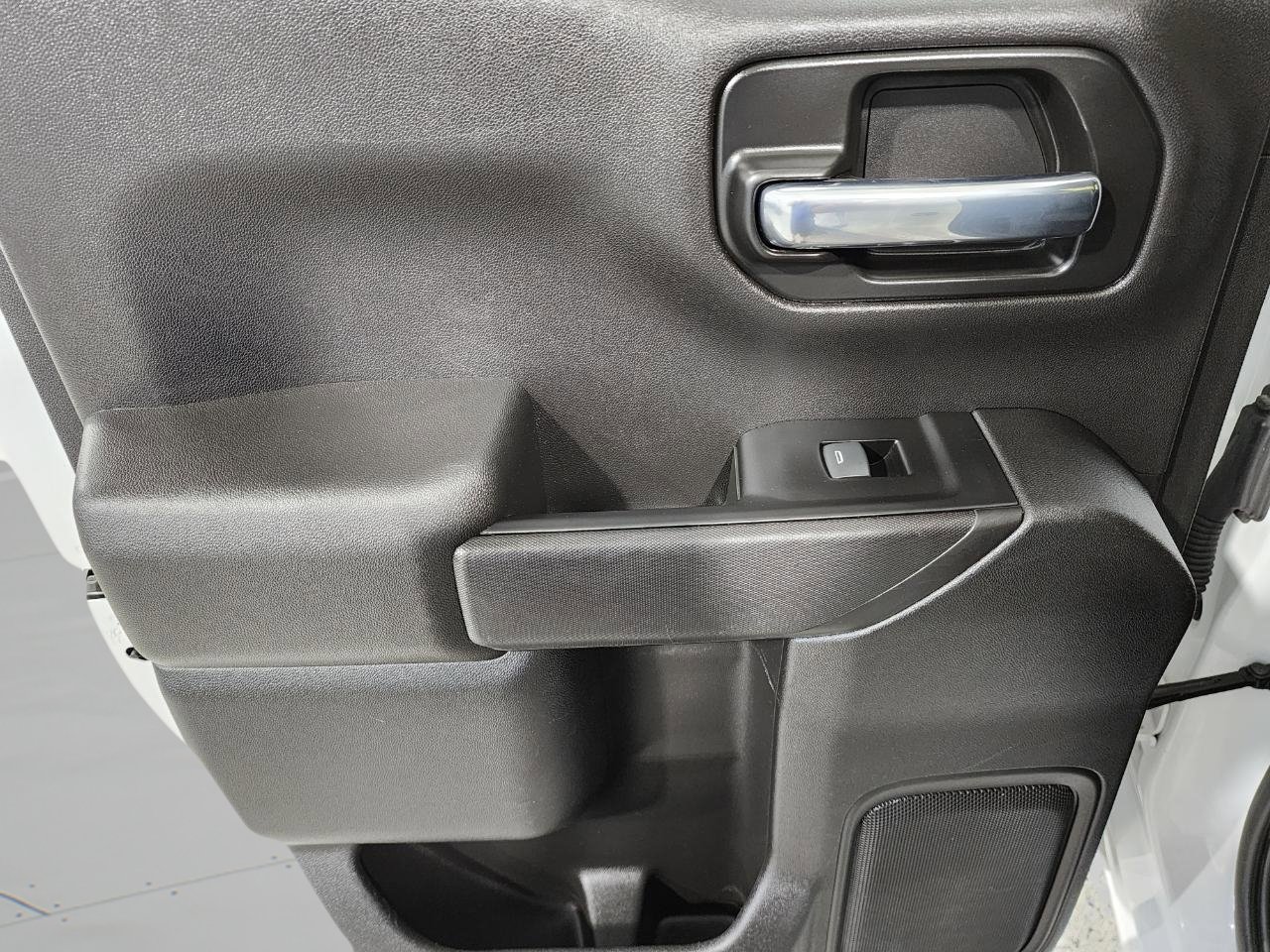 Used 2022 Chevrolet Silverado 1500 LT image 29