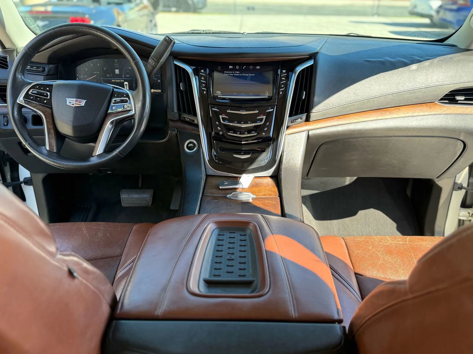 Used 2015 Cadillac Escalade ESV Premium image 27