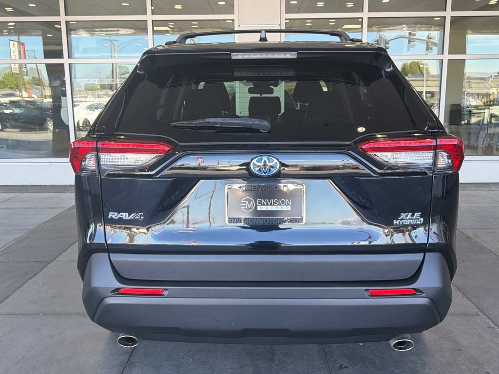 Certified 2022 Toyota RAV4 XLE Premium AWD/4WD image 12