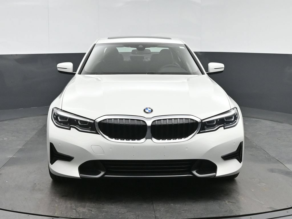 Used 2019 BMW 330i xDrive Sedan w/ Convenience Package AWD/4WD image 2