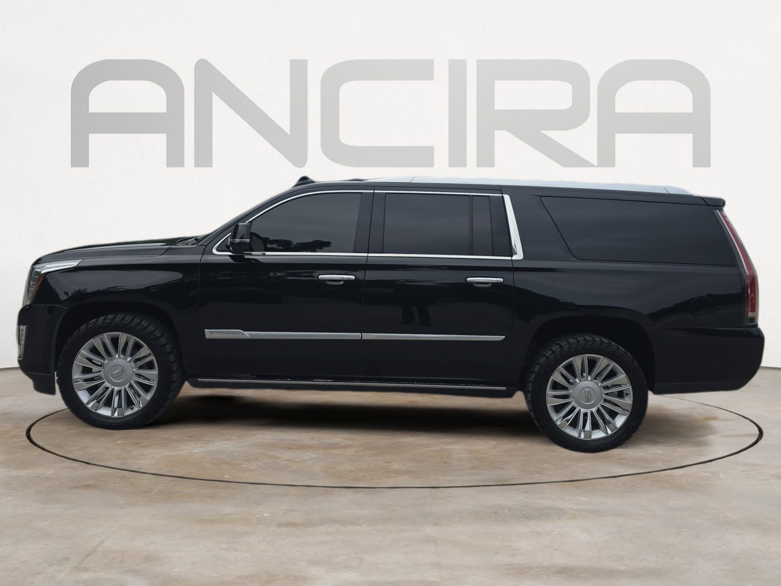 Used 2018 Cadillac Escalade ESV Platinum RWD image 7