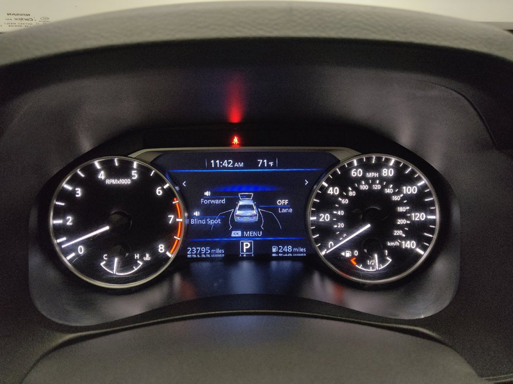 Used 2025 Nissan Altima 2.5 SV FWD image 23
