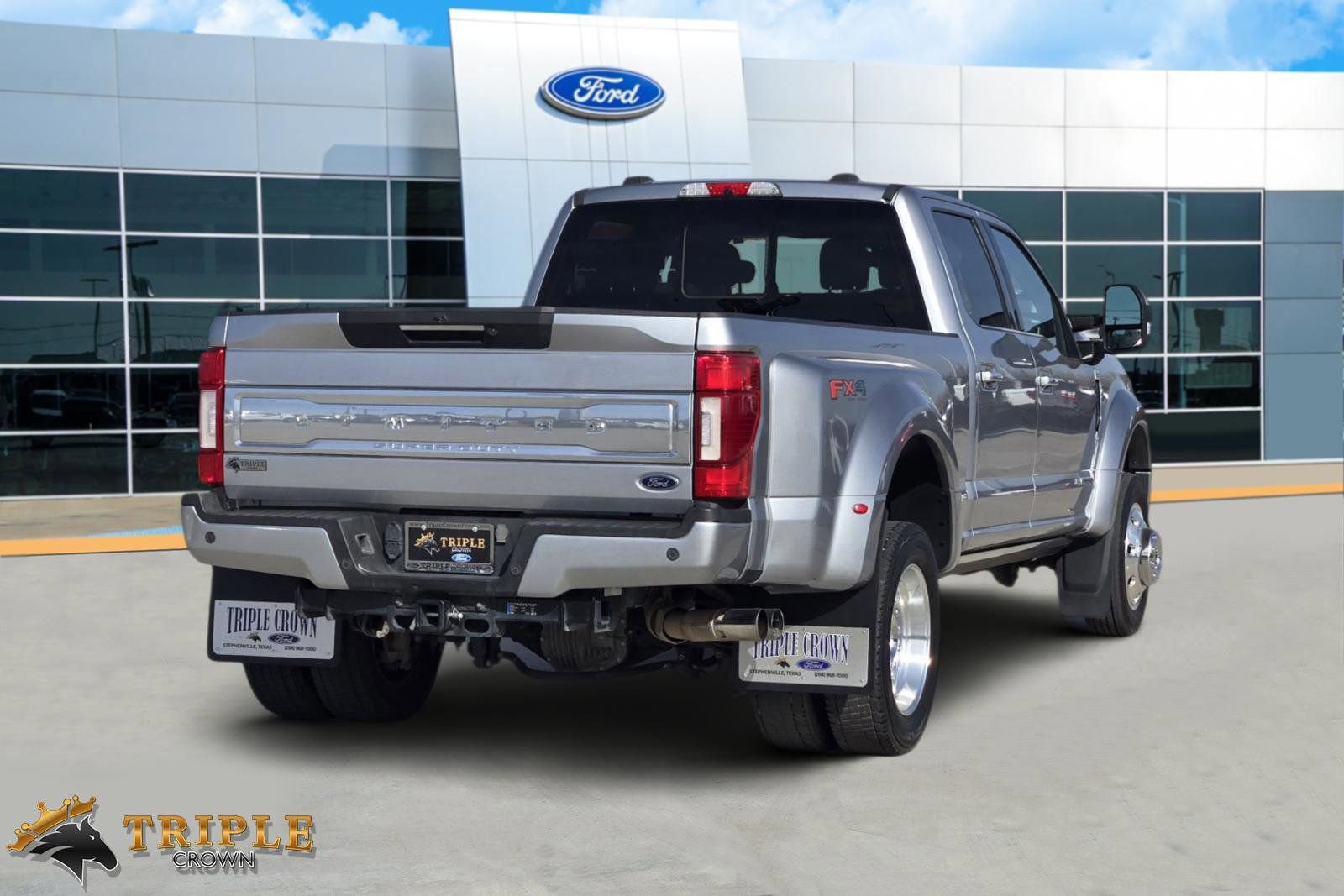 Certified 2022 Ford F450 Limited w/ FX4 Off-Road Package image 5