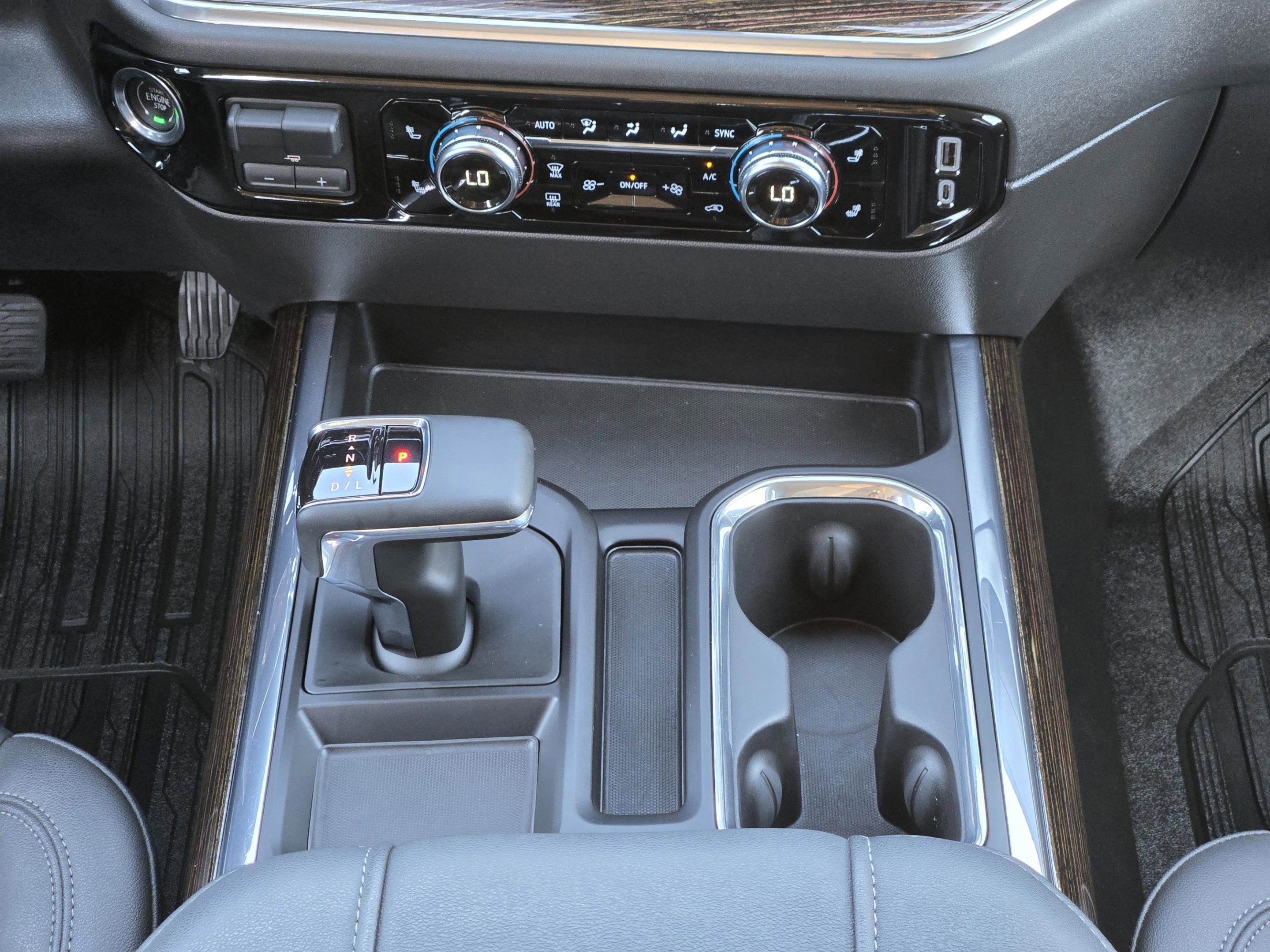 Used 2024 GMC Sierra 1500 Elevation w/ Elevation Premium Package image 27