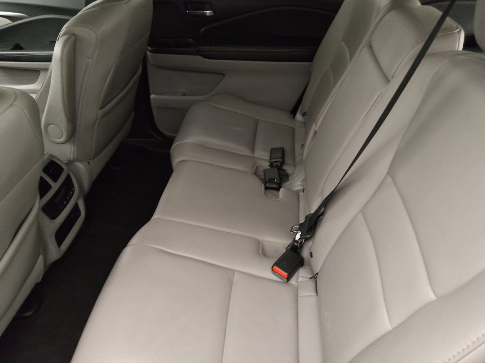 Used 2017 Honda Pilot EX-L image 18