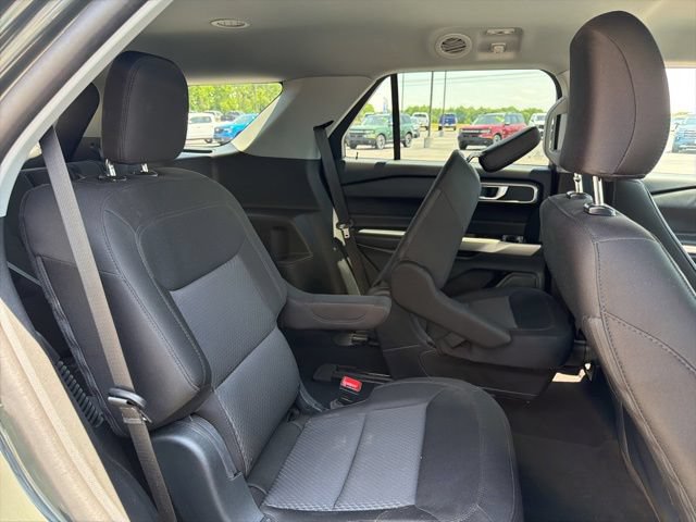 Certified 2024 Ford Explorer XLT w/ Class IV Trailer Tow Package AWD/4WD image 18